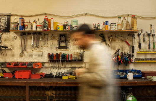 hardware tools product store